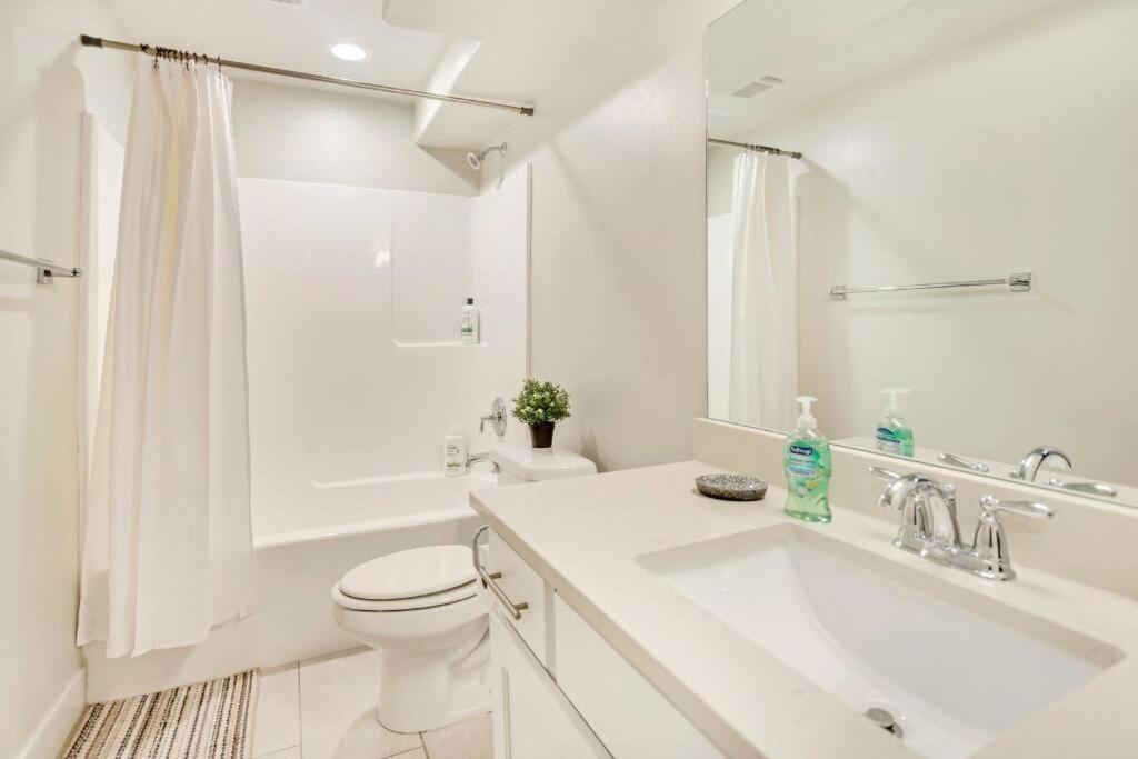 New Furnished 2Bd Apt! Great For Long Stays Vineyard Ngoại thất bức ảnh